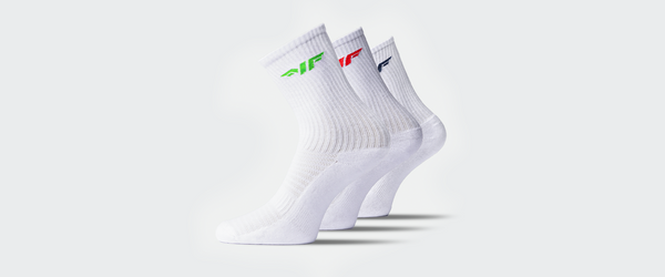 "Stepping Into Comfort:  Choosing the Perfect Sports Socks"