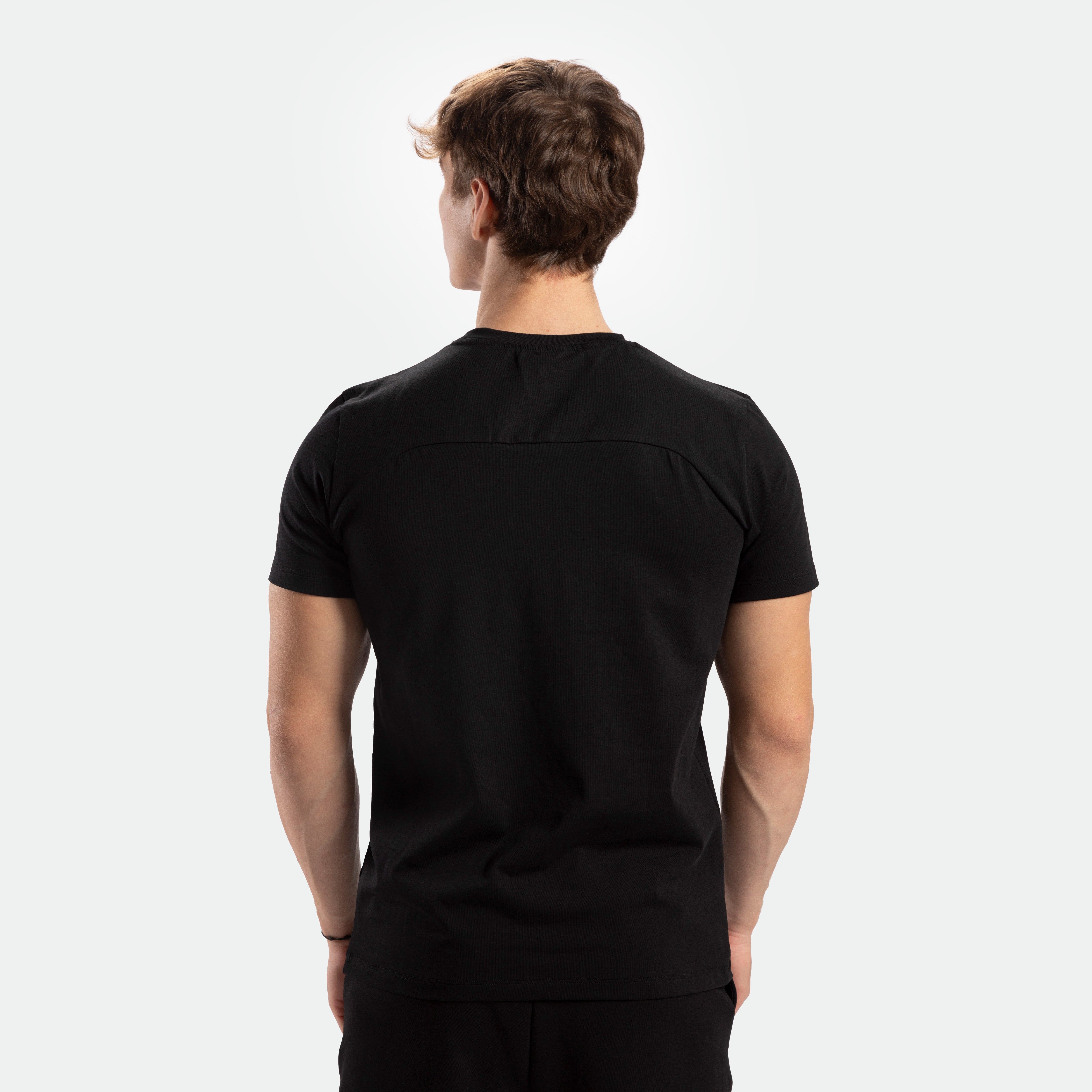 MEN-ESSENTIAL-REGULAR FIT-T-SHIRT (BLACK)