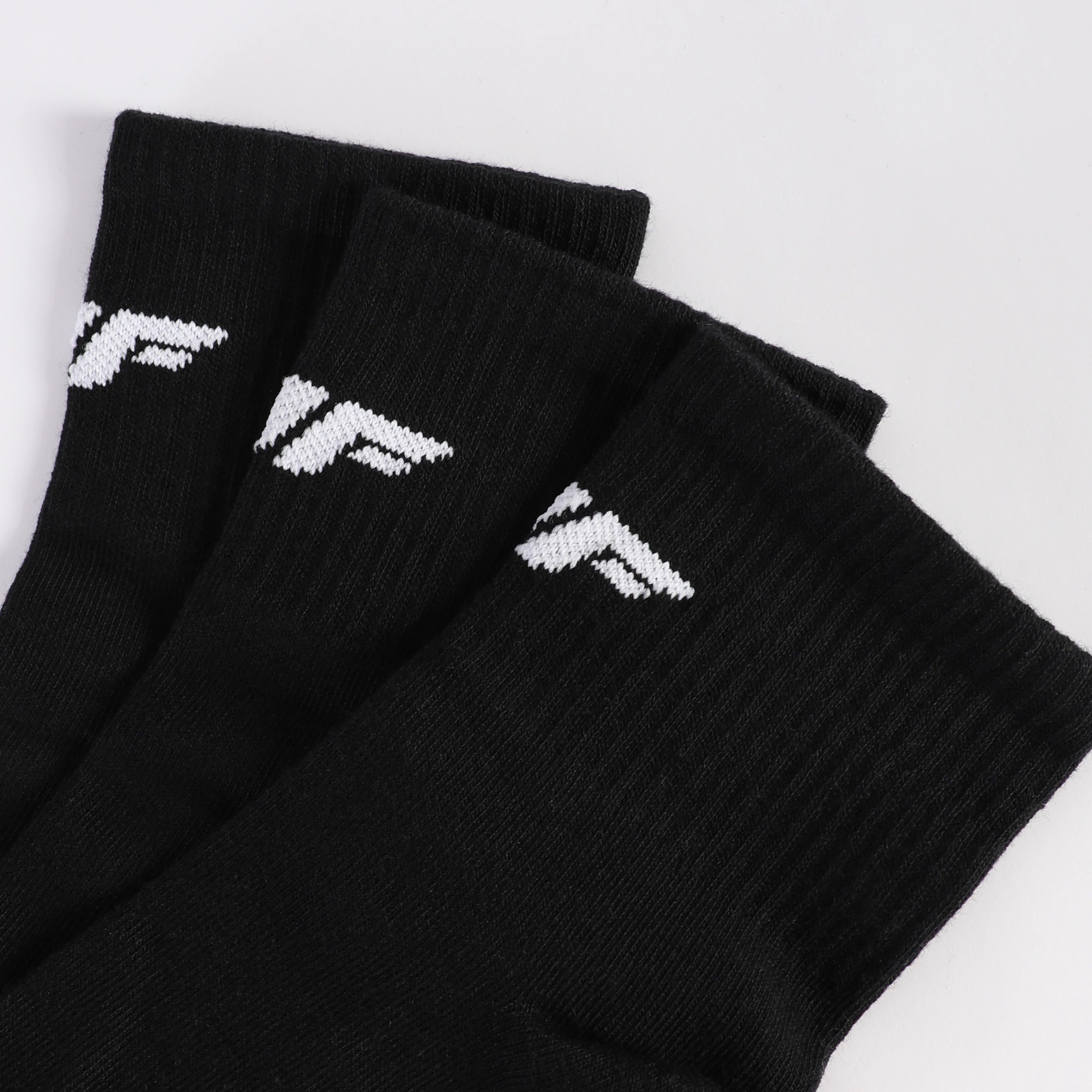 MEN-NIGHT-QUARTER-SOCKS (BLACK)