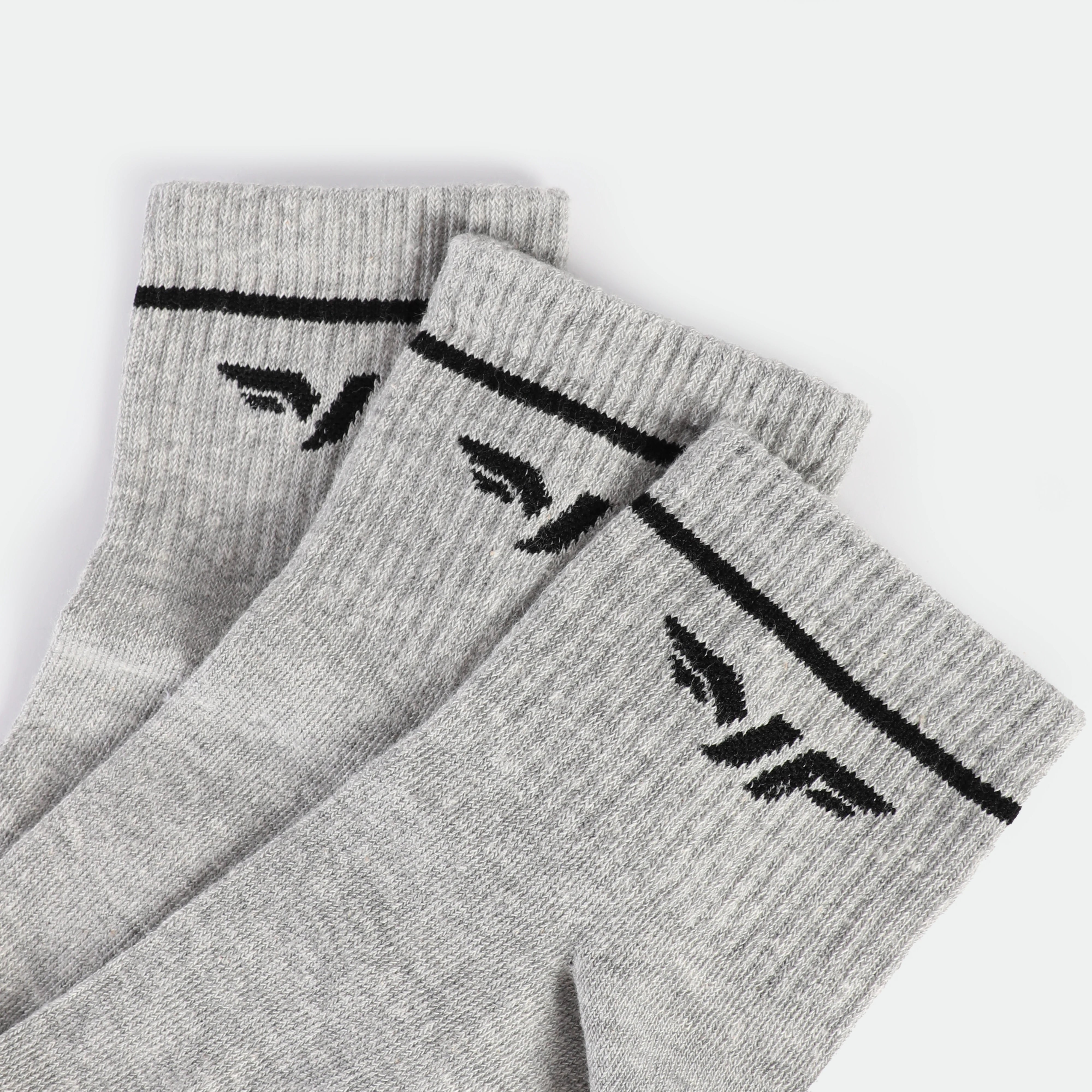 MEN-BLIZZARD-QUARTER-SOCKS (GREY)