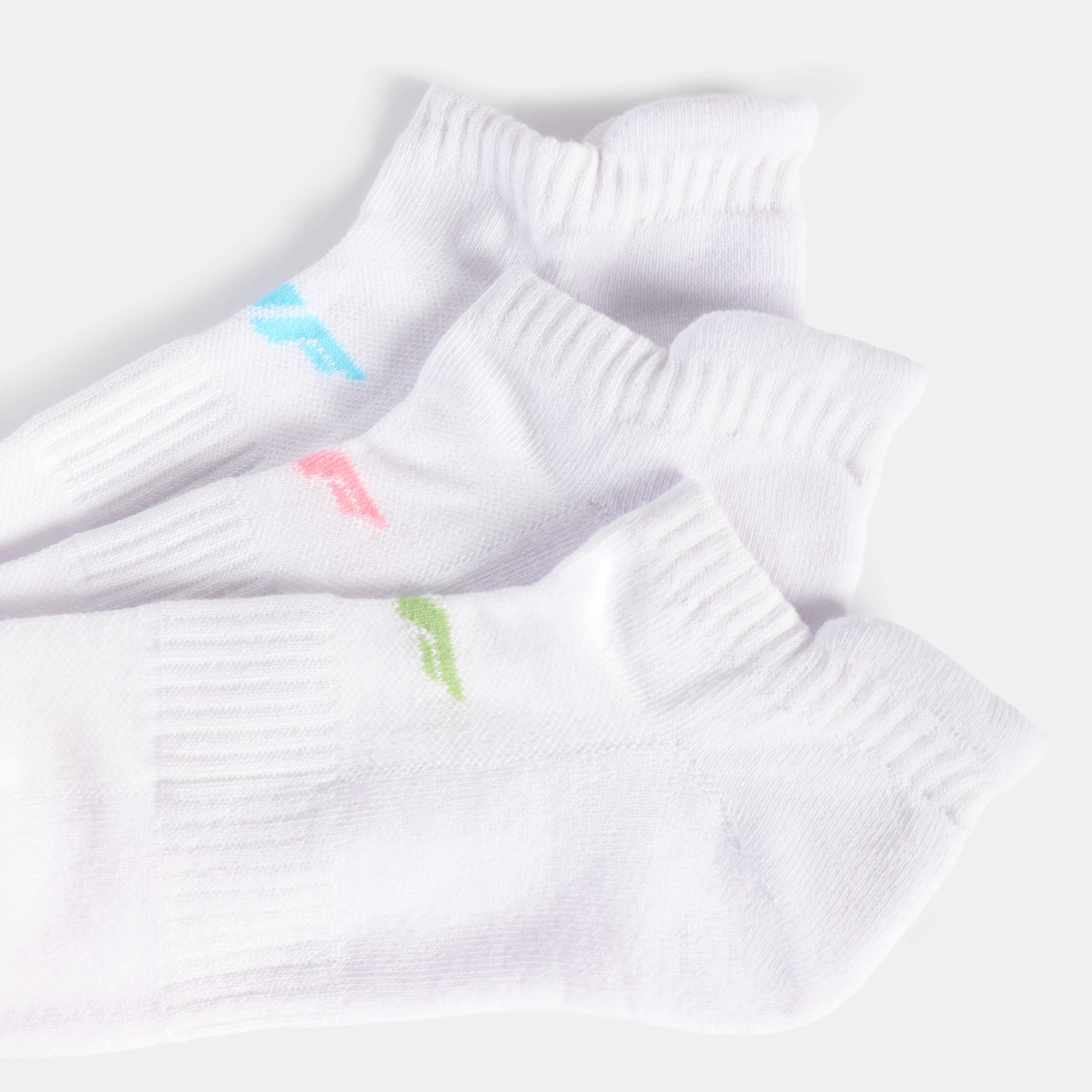WOMEN-HEEL-SHIELD-SOCKS (WHITE)