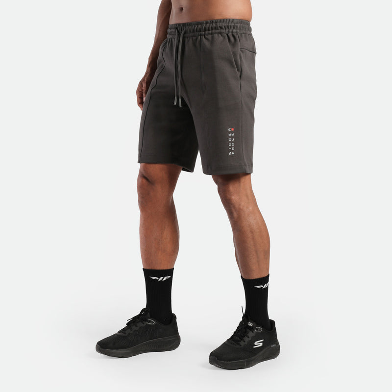 MEN-GO BEYOND-360°-SHORT (IRON-DARK GREY)