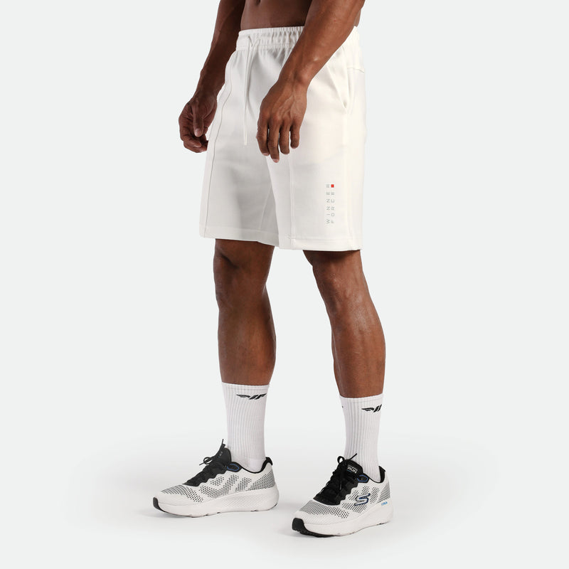 MEN-GO BEYOND-360°-SHORT (OFF-WHITE)