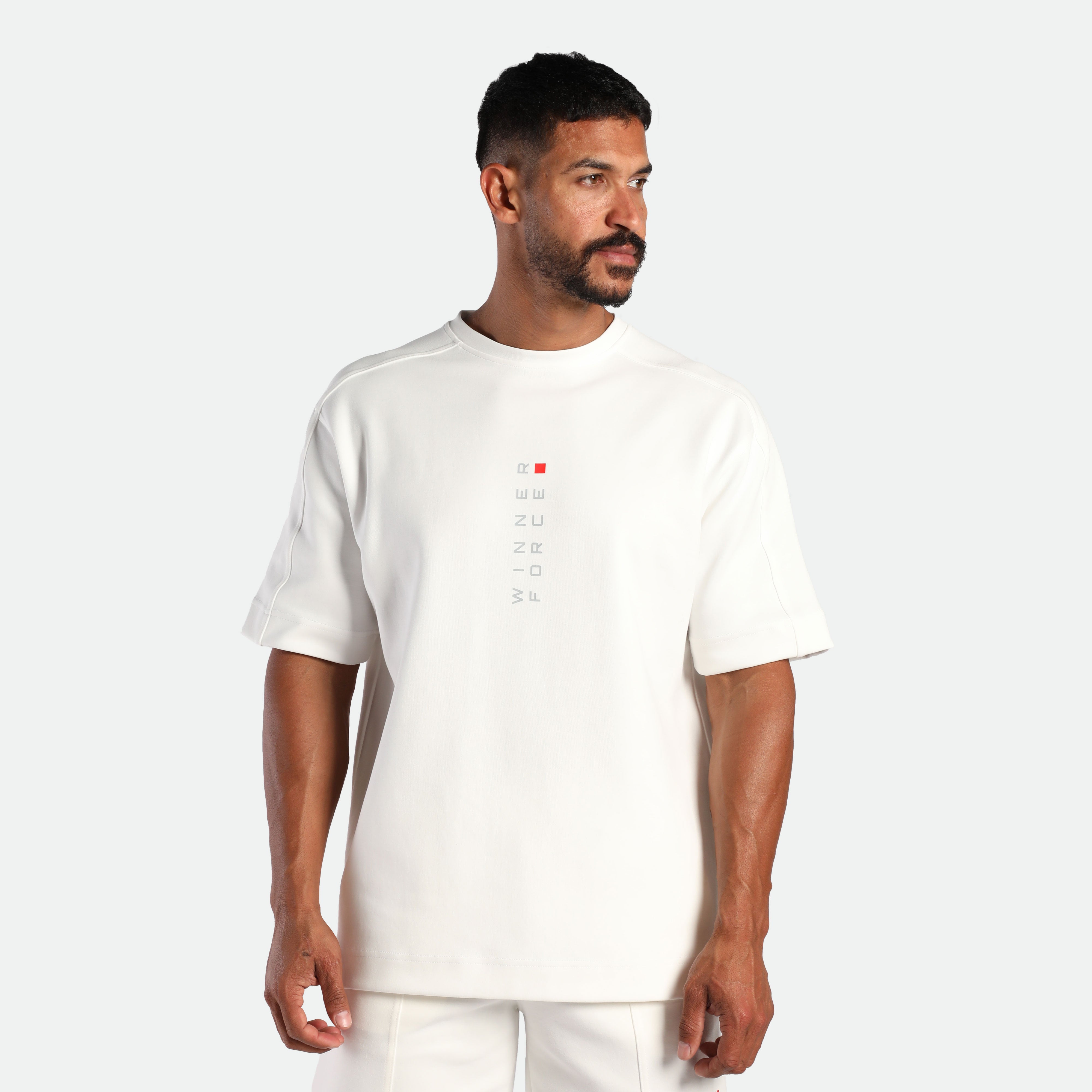 MEN-GO BEYOND-360°-T-SHIRT (OFF-WHITE)