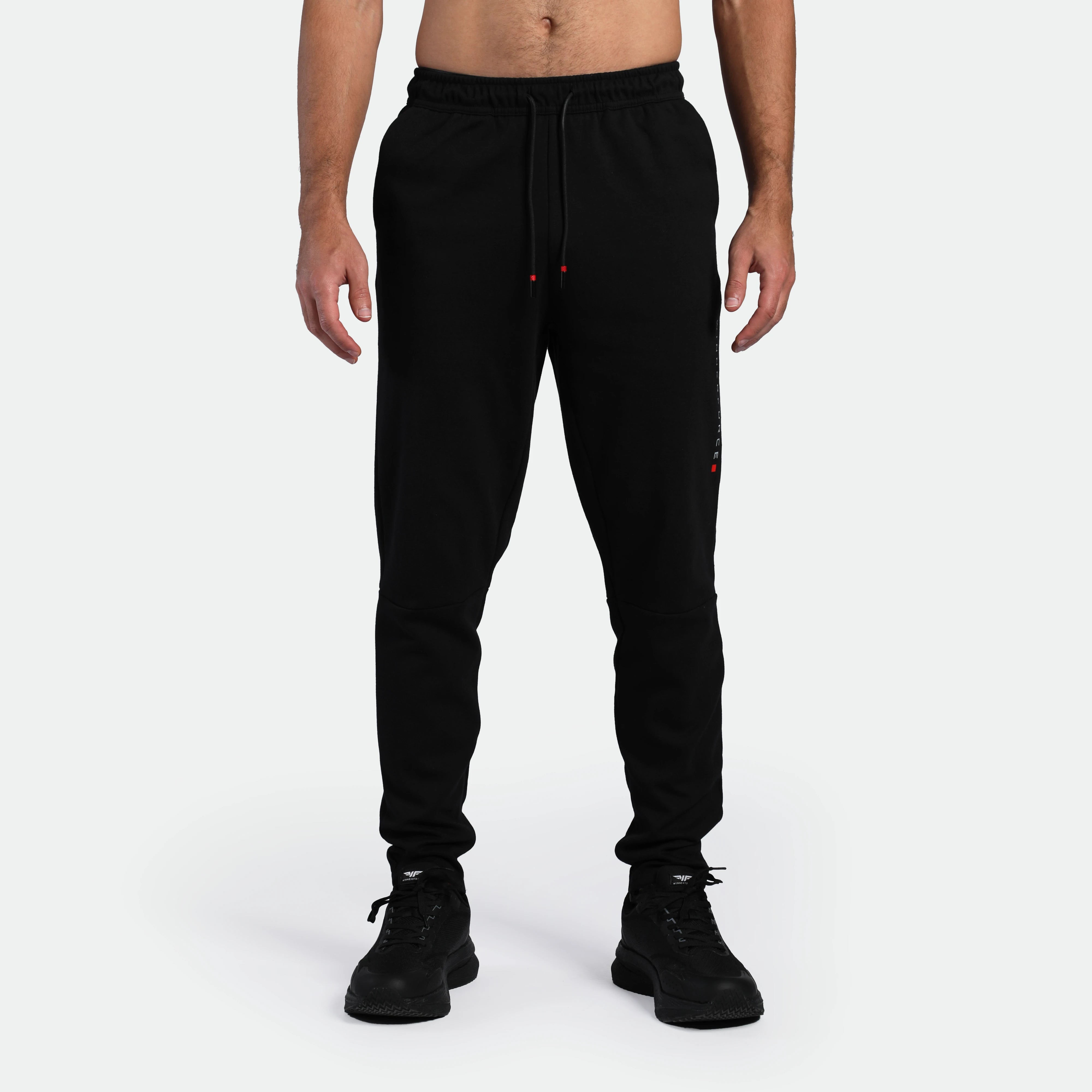 MEN-GO BEYOND-360°-TECH-PANT (BLACK)