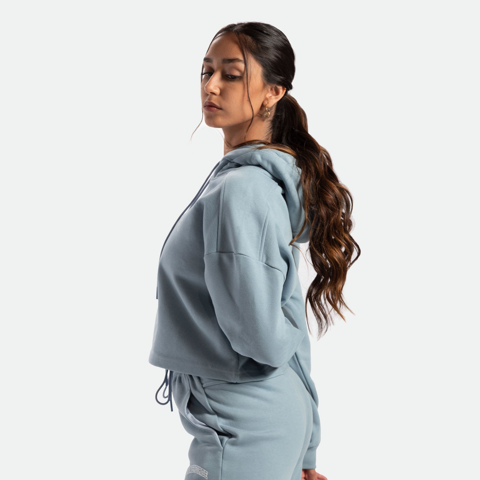 WOMEN-GO BEYOND-CROPPED-HOODIE (FORGET-ME-NOT-BLUE)