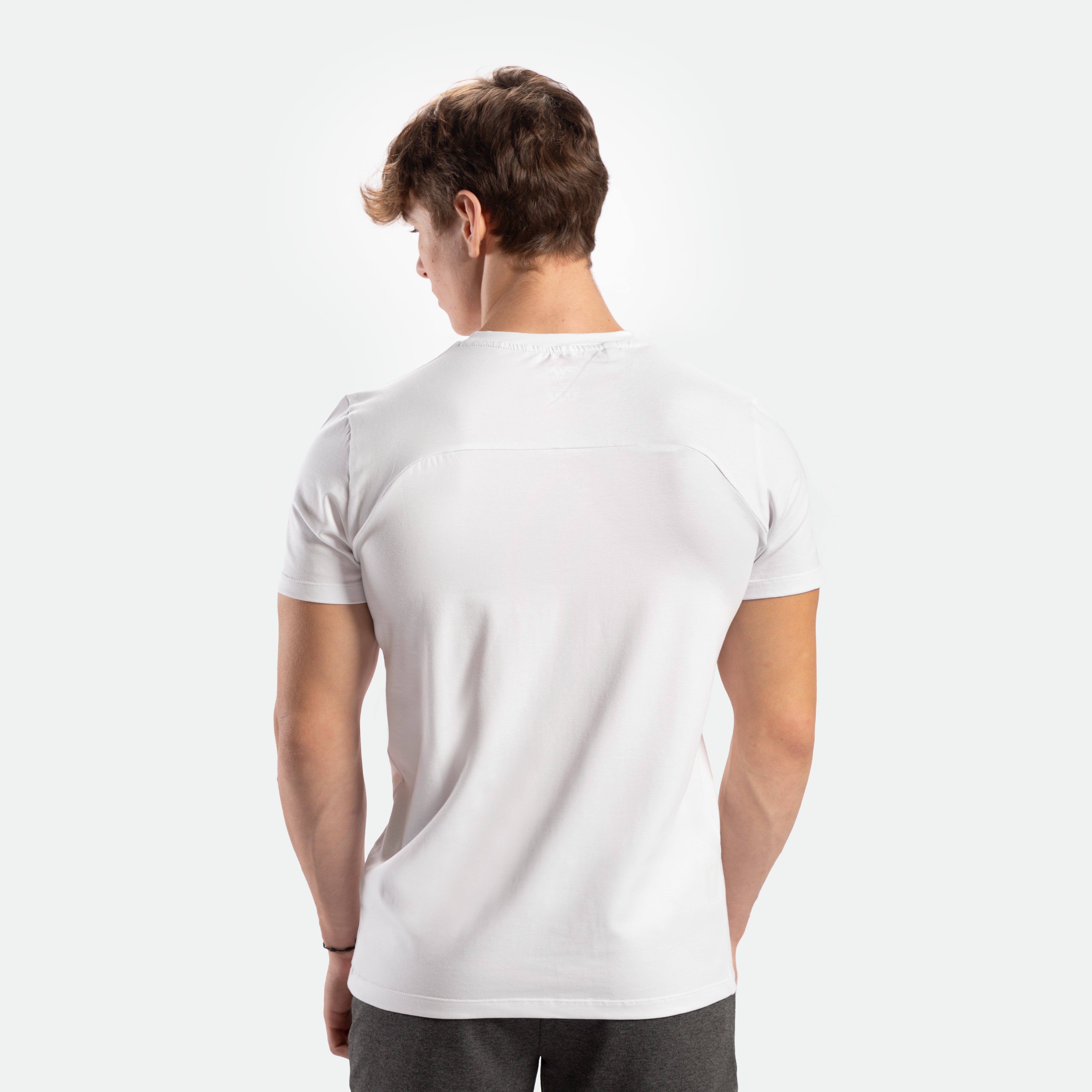 MEN-ESSENTIAL-REGULAR FIT-T-SHIRT (WHITE)