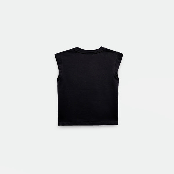 a back view  for t-shirt black 
