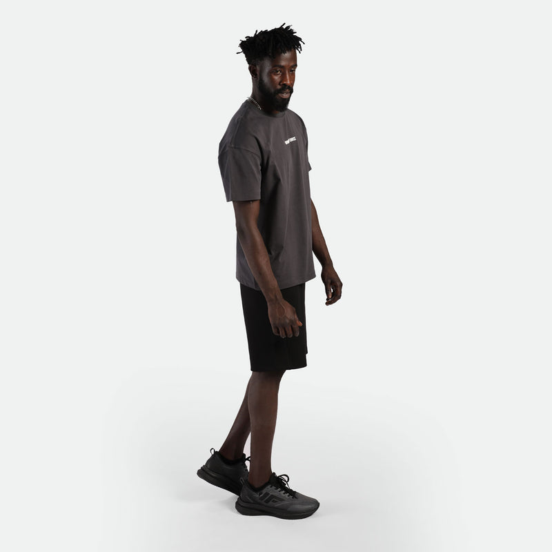 MEN-ESSENTIAL-ON THE GO-T-SHIRT (DARK-GREY)