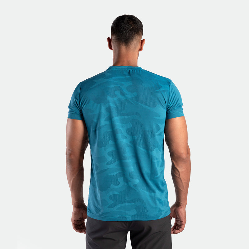 a back view for fit  man wearing camo t-shirt Saxony blue 