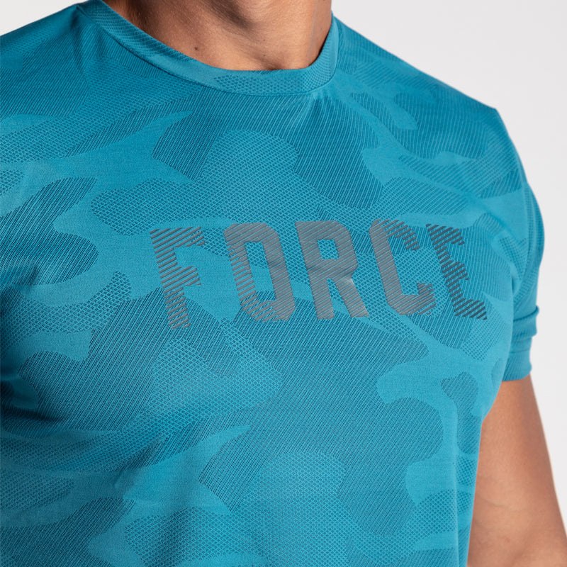 close up view for fit man wearing t-shirt  camo Saxony blue with logo 