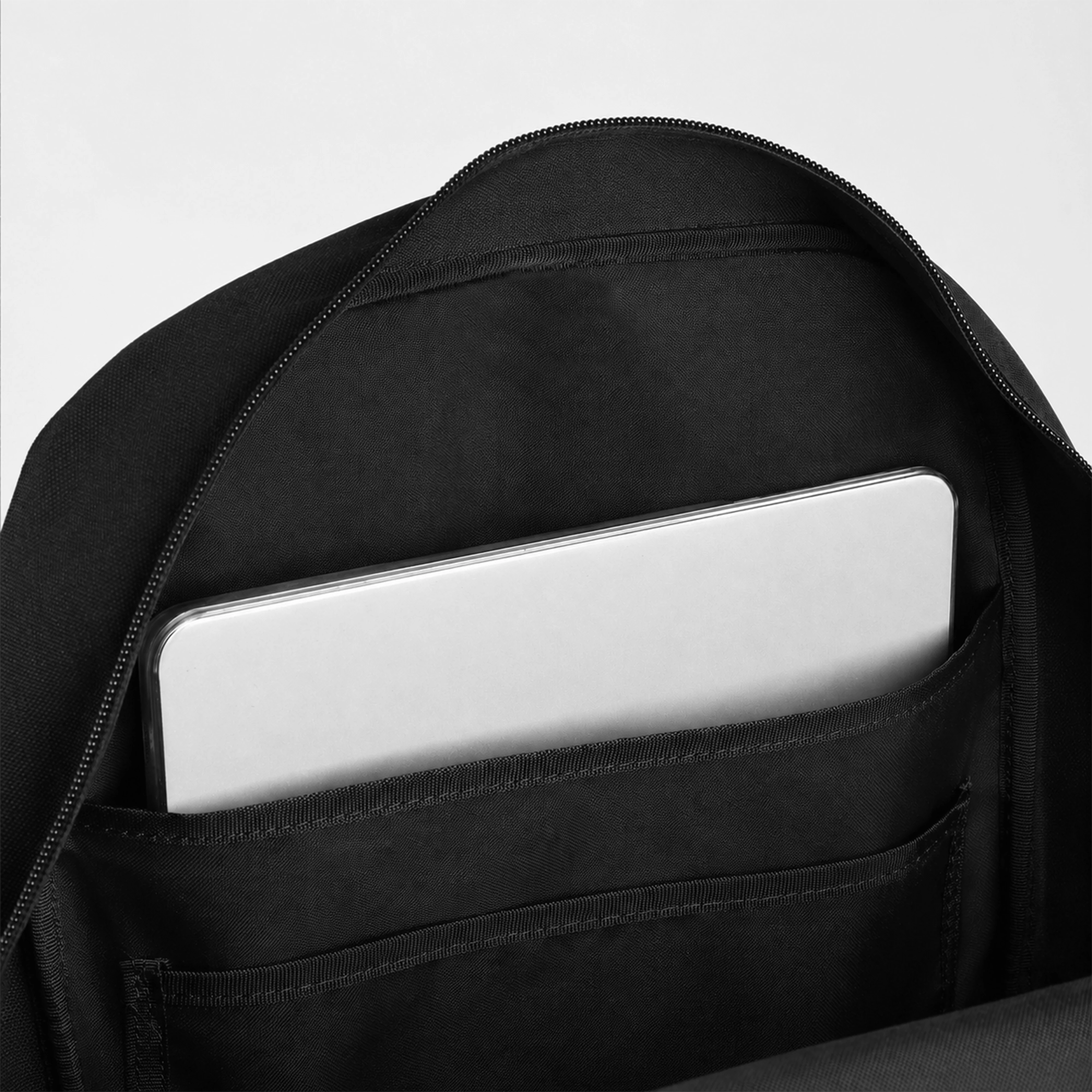 MEN-EDGE-OUT-BACKPACK (BLACK)