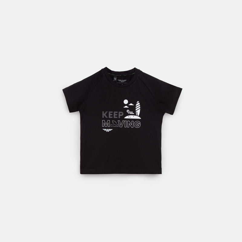  Black short-sleeved t-shirt with a graphic design that includes a windsurfer, sun, and waves. The text "KEEP MOVING" is printed on the front, with a stylized windsurfing icon replacing the "O" in "MOVING"