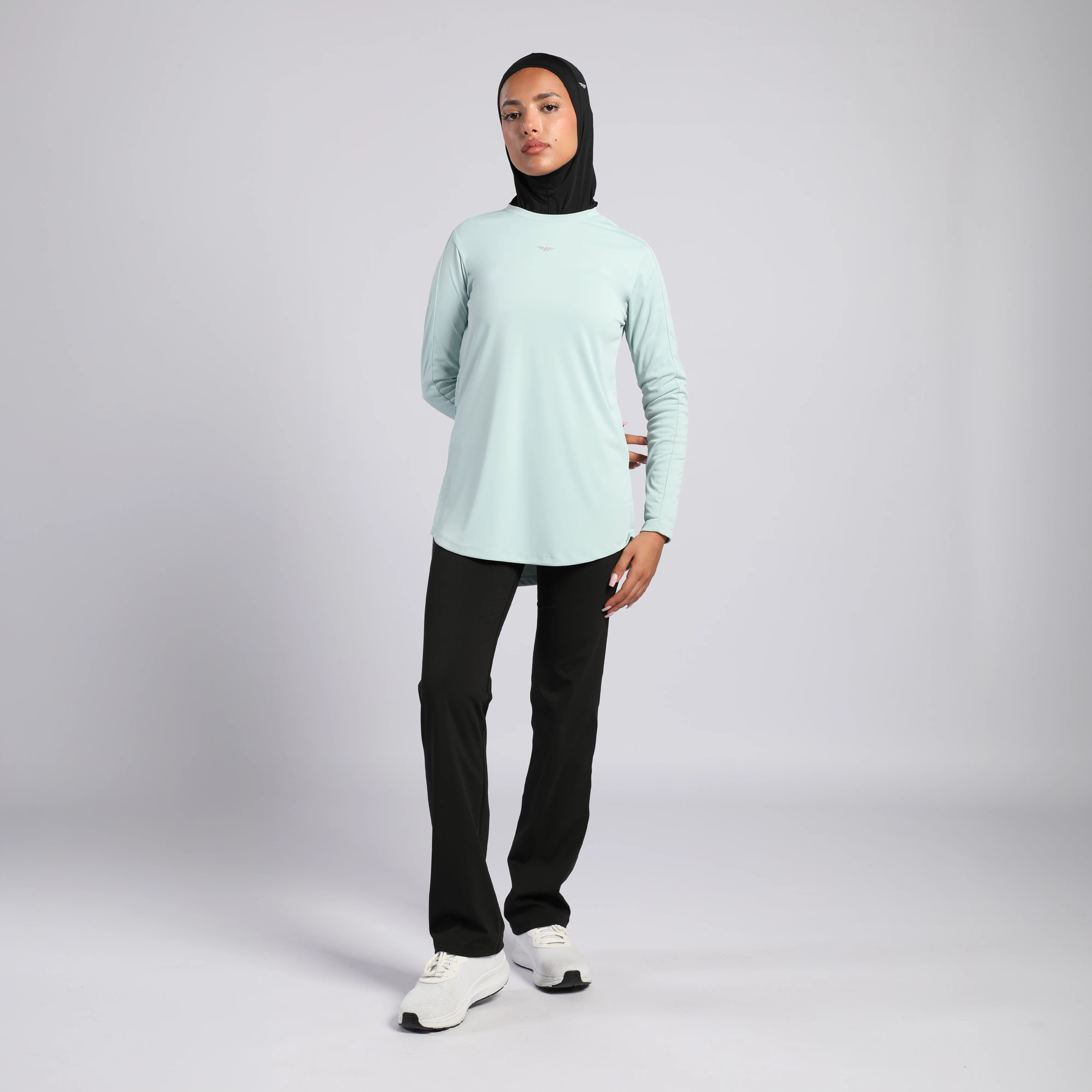 WOMEN-MODEST-TRAINING-TOP (PASTEL-BLUE)