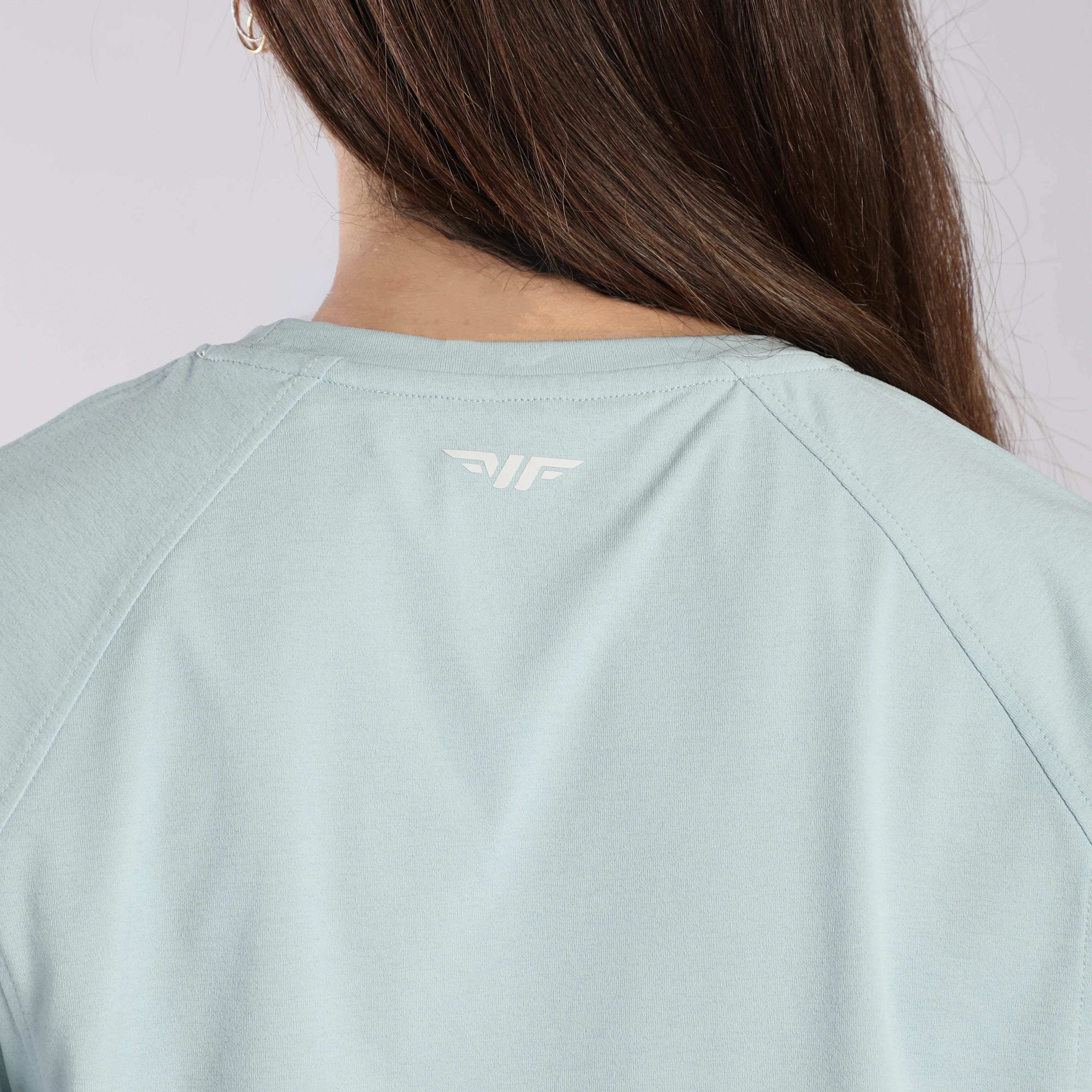 WOMEN-SUMMER-ESCAPE-CROPPED-T-SHIRT (CLOUD BLUE)
