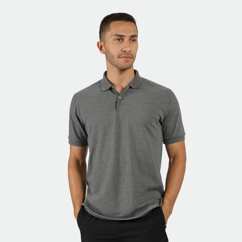 a fit an wearing t-shirt dark grey with pants  black 