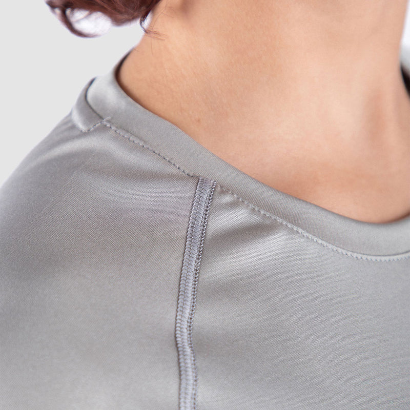 close up view for fit woman wearing t-shirt grey 