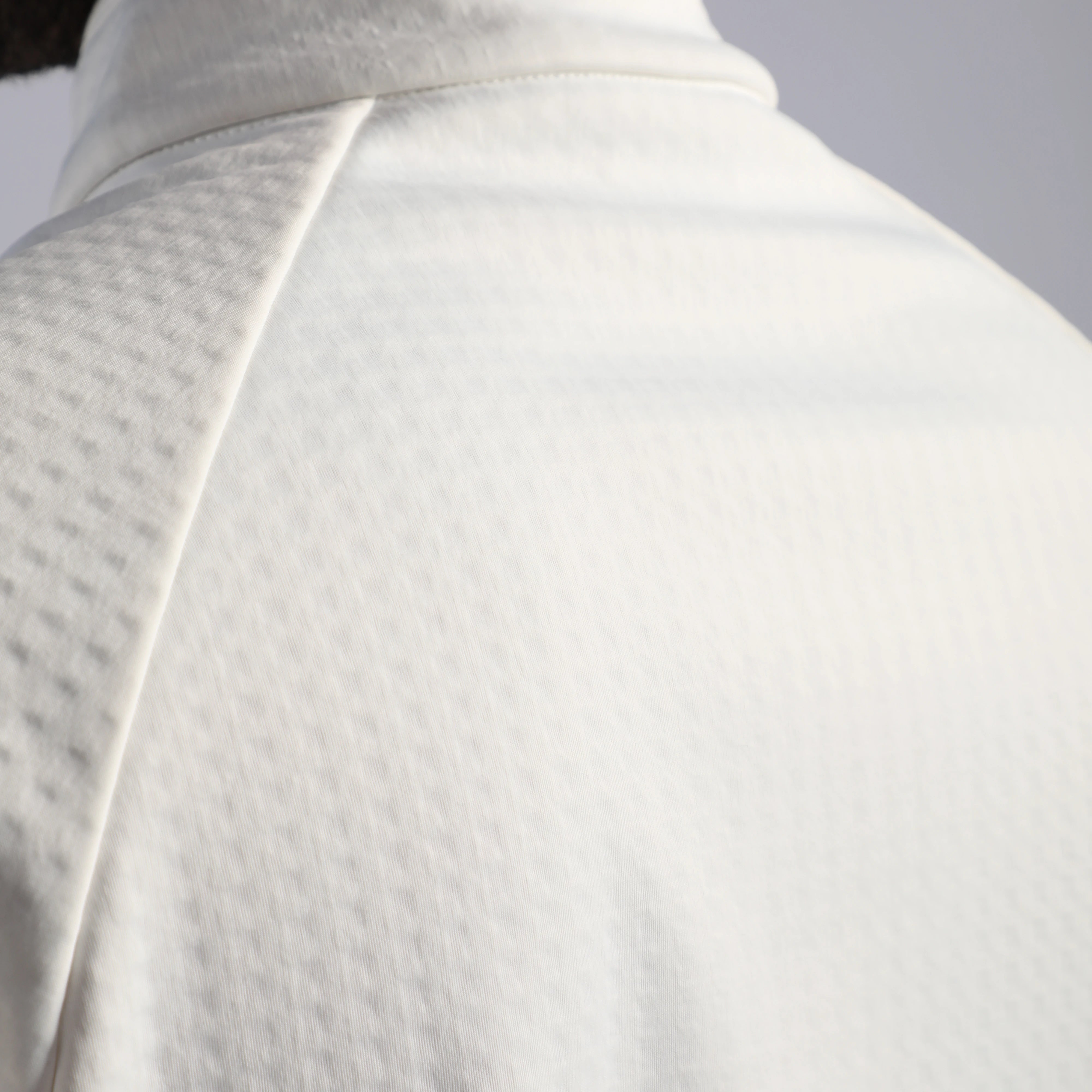 MEN-GO BEYOND-TECH-PULLOVER (WHITE)