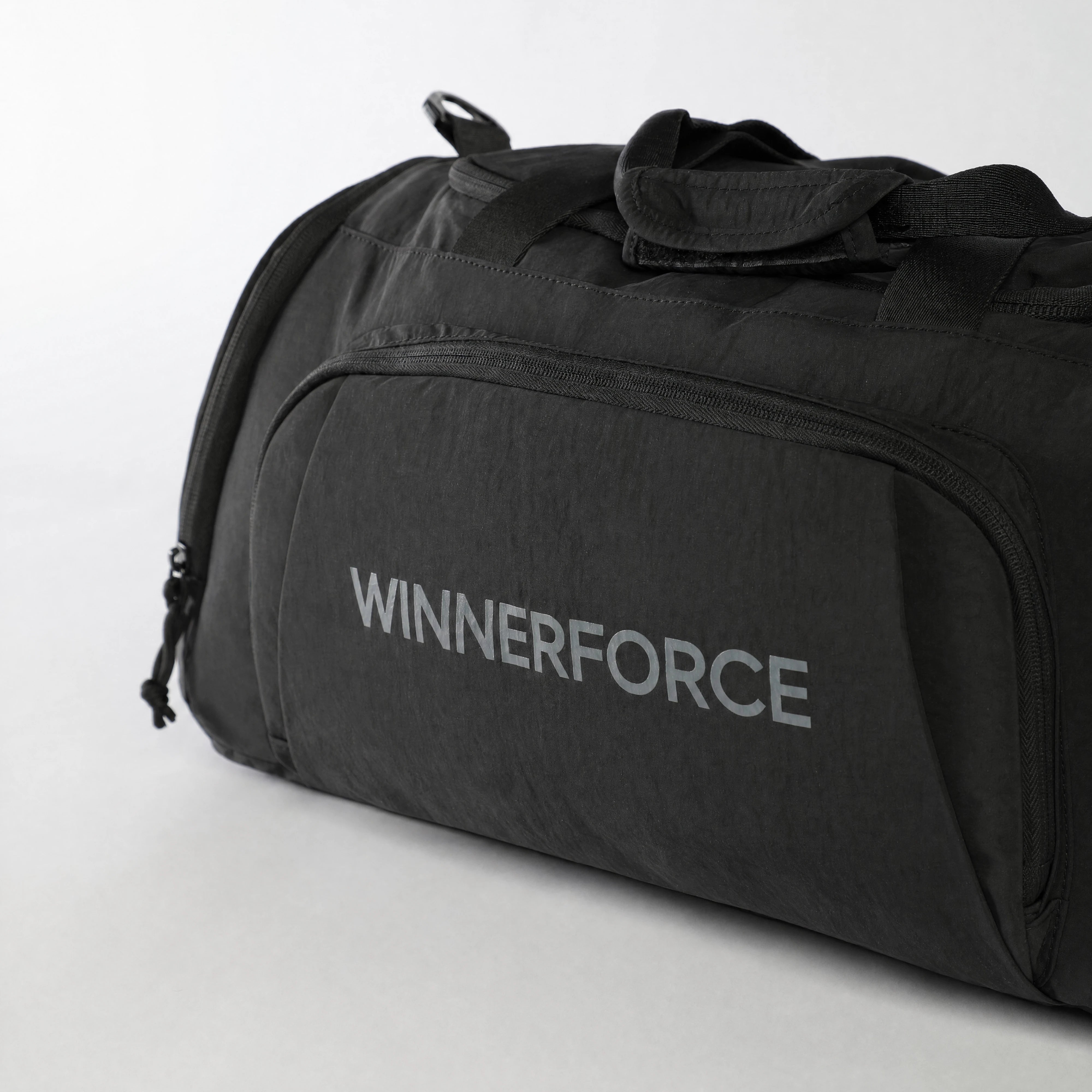 ESSENTIAL-WORKOUT-DUFFLE-BAG (BLACK)