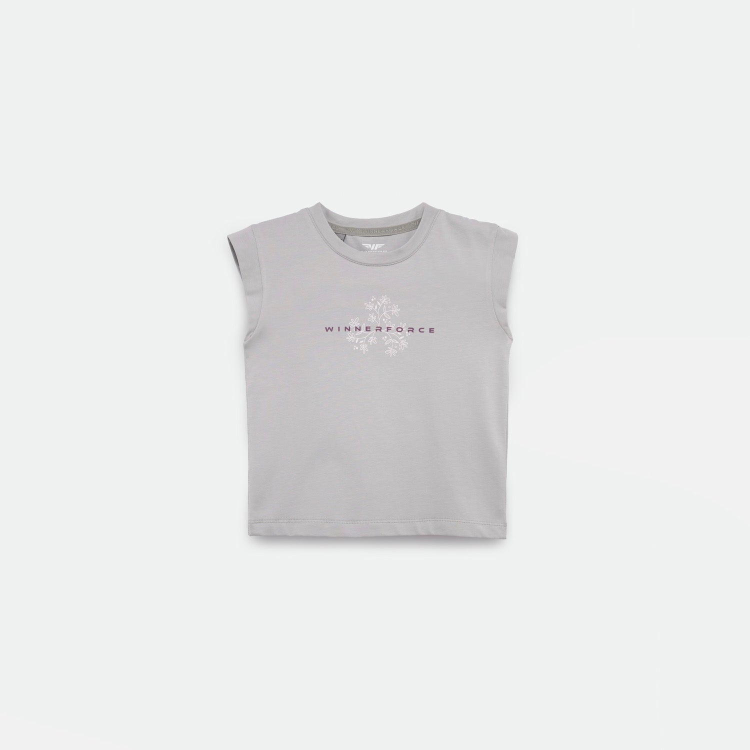 a t-shirt light grey with logo 
