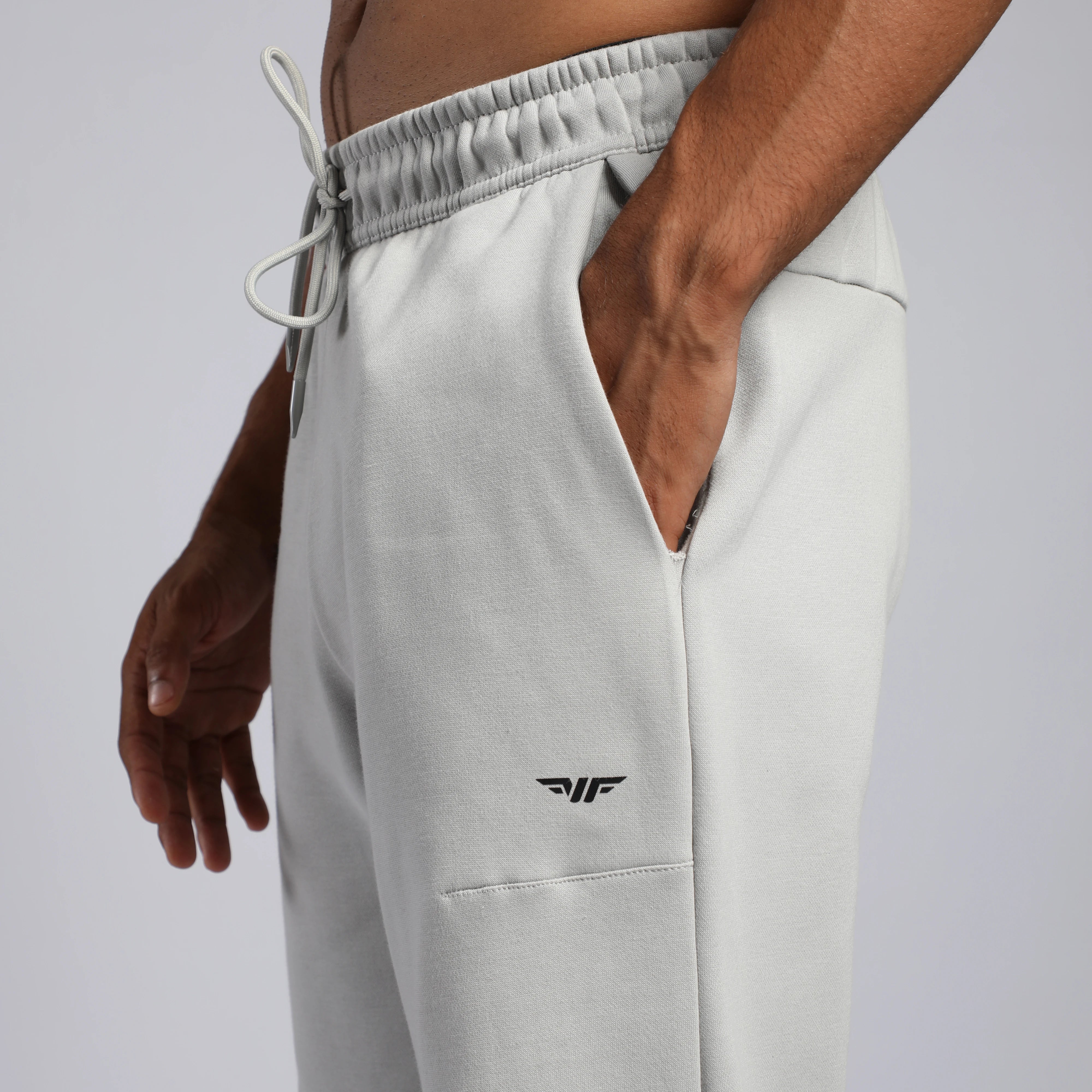 MEN-EDGE-OUT-DOWNTIME-JOGGER (LIGHT GREY)