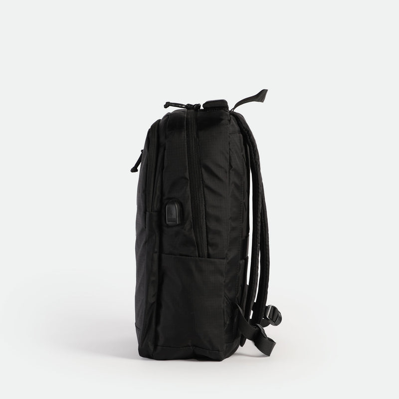 MEN-WORKOUT-BACKPACK (BLACK)