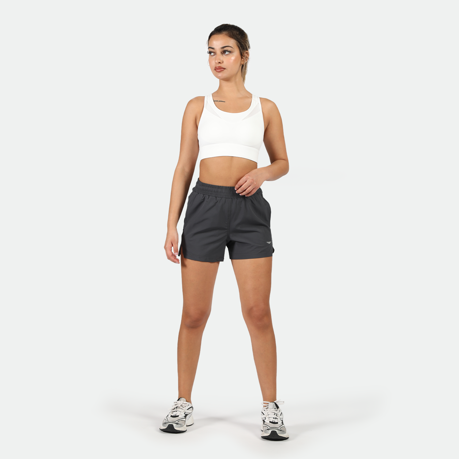 WOMEN-GO-BEYOND-TRAINING-SHORT (ASPHALT-GREY)