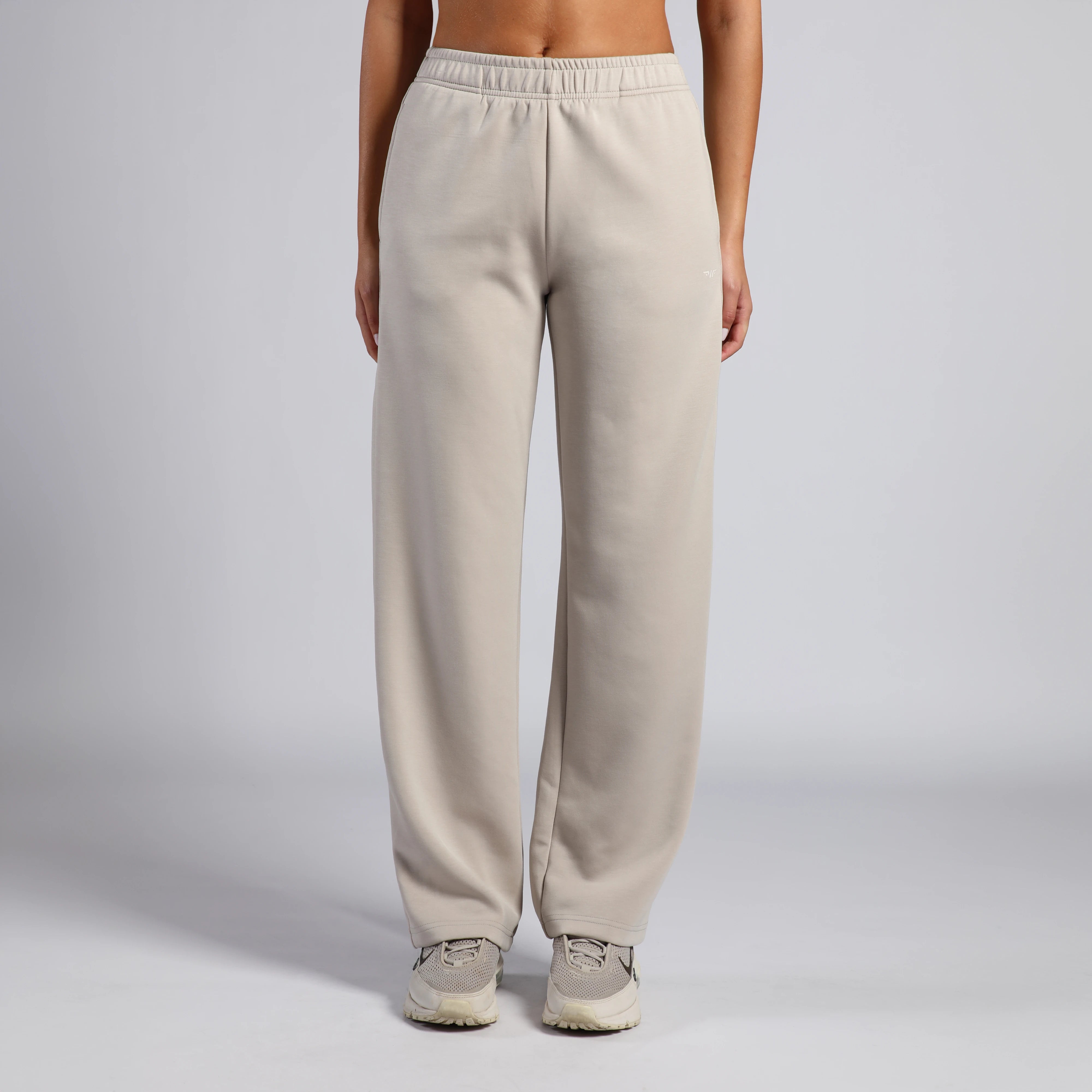 WOMEN-GO BEYOND-LAYOVER-PANTS (BEIGE)