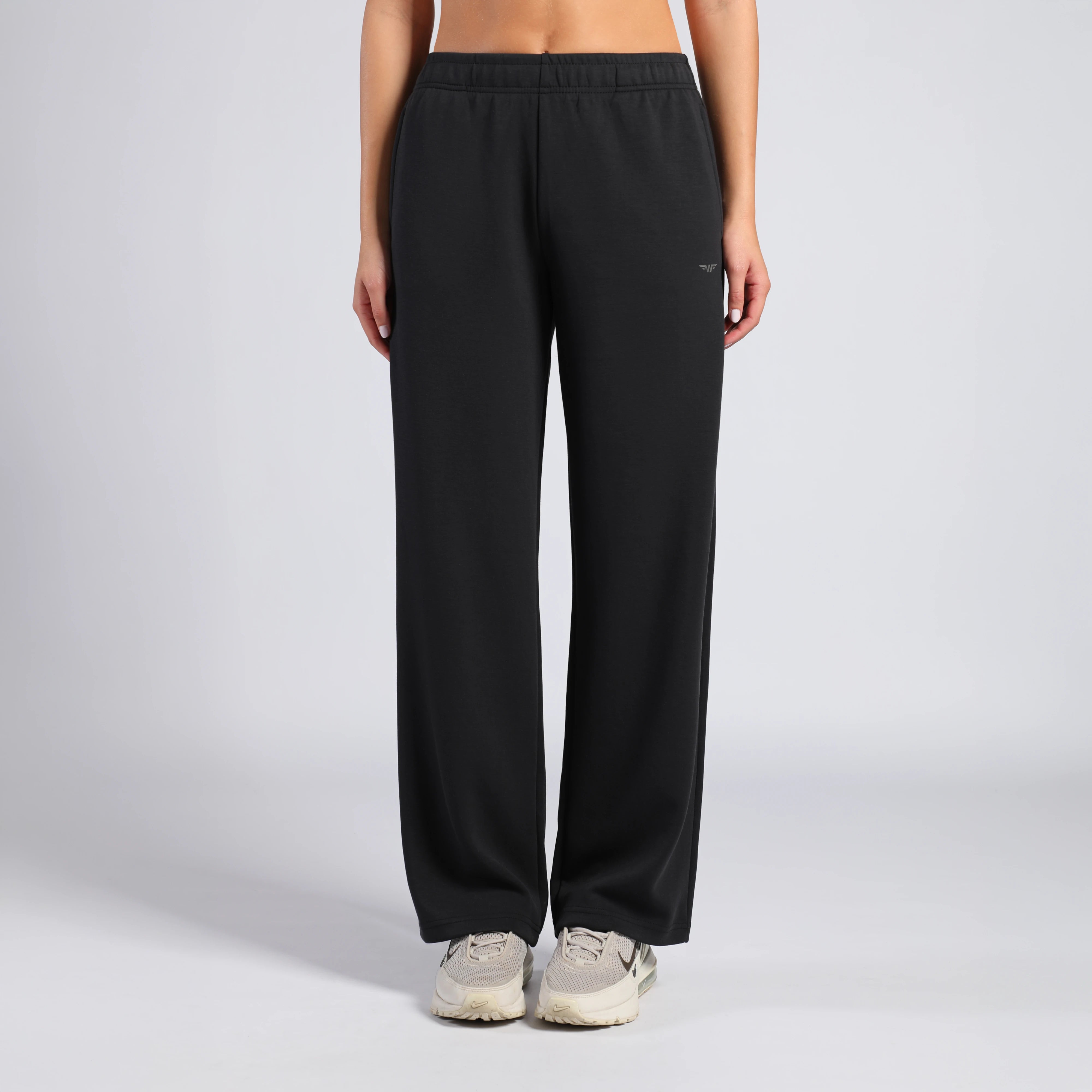 WOMEN-GO BEYOND-LAYOVER-PANTS (BLACK)