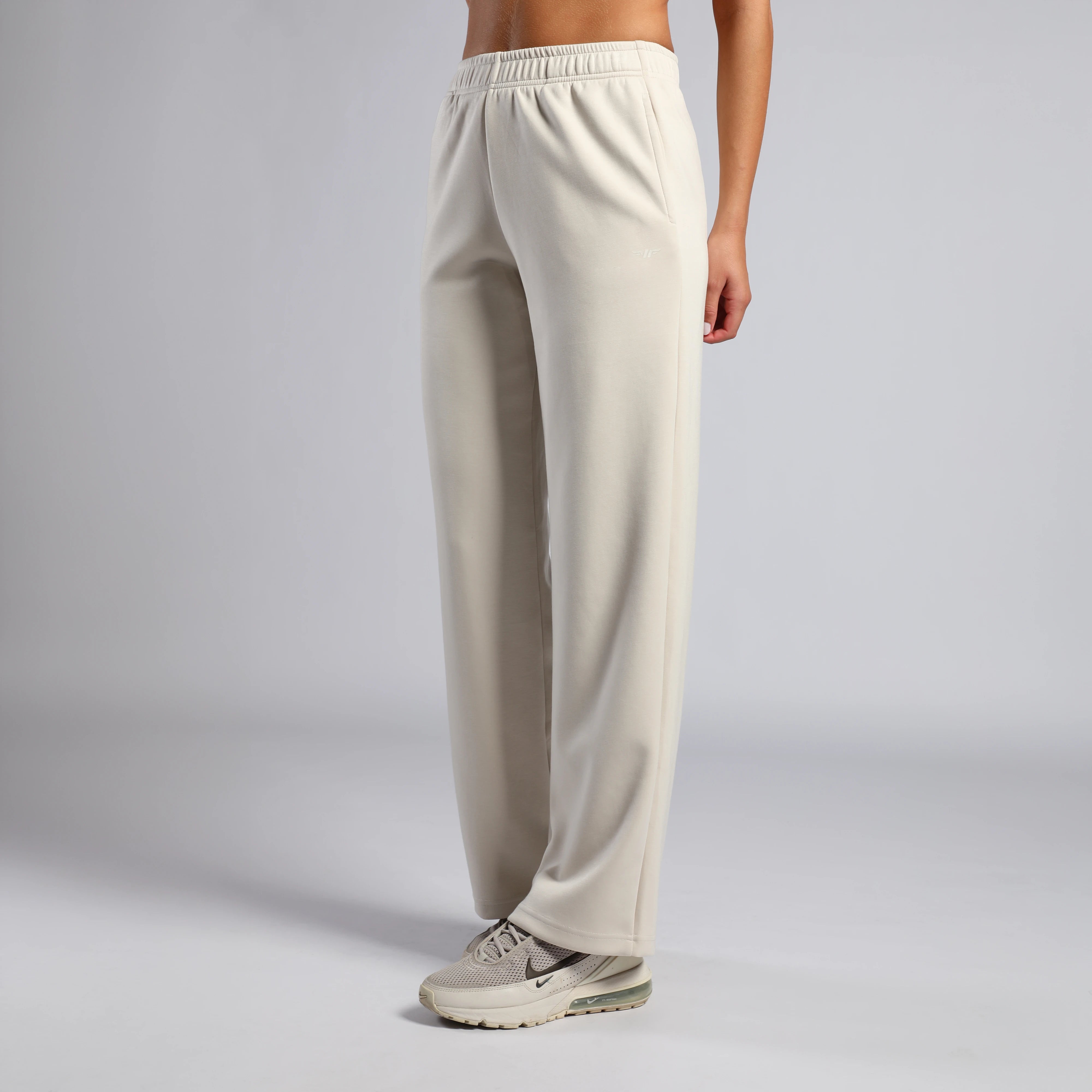 WOMEN-GO BEYOND-LAYOVER-PANTS (LIGHT BEIGE)