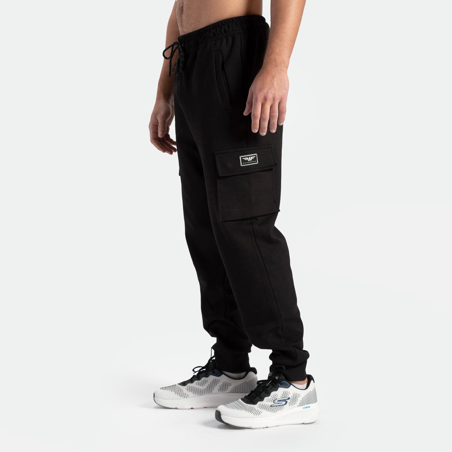 MEN-GO BEYOND-COMFORT-JOGGER (BLACK)