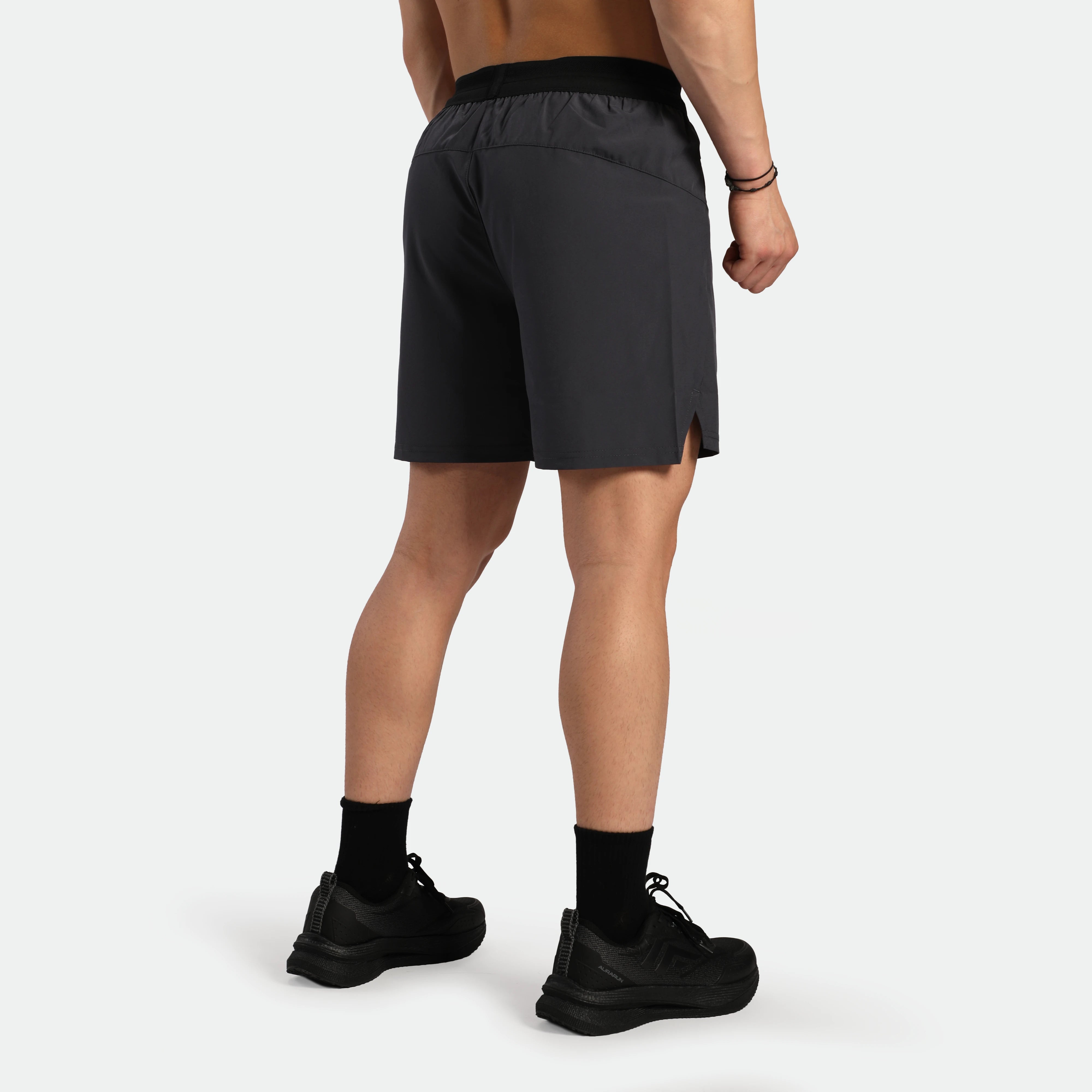 MEN-SUMMER-ESCAPE-MOVEMENT- SHORT (GREY EBONY)