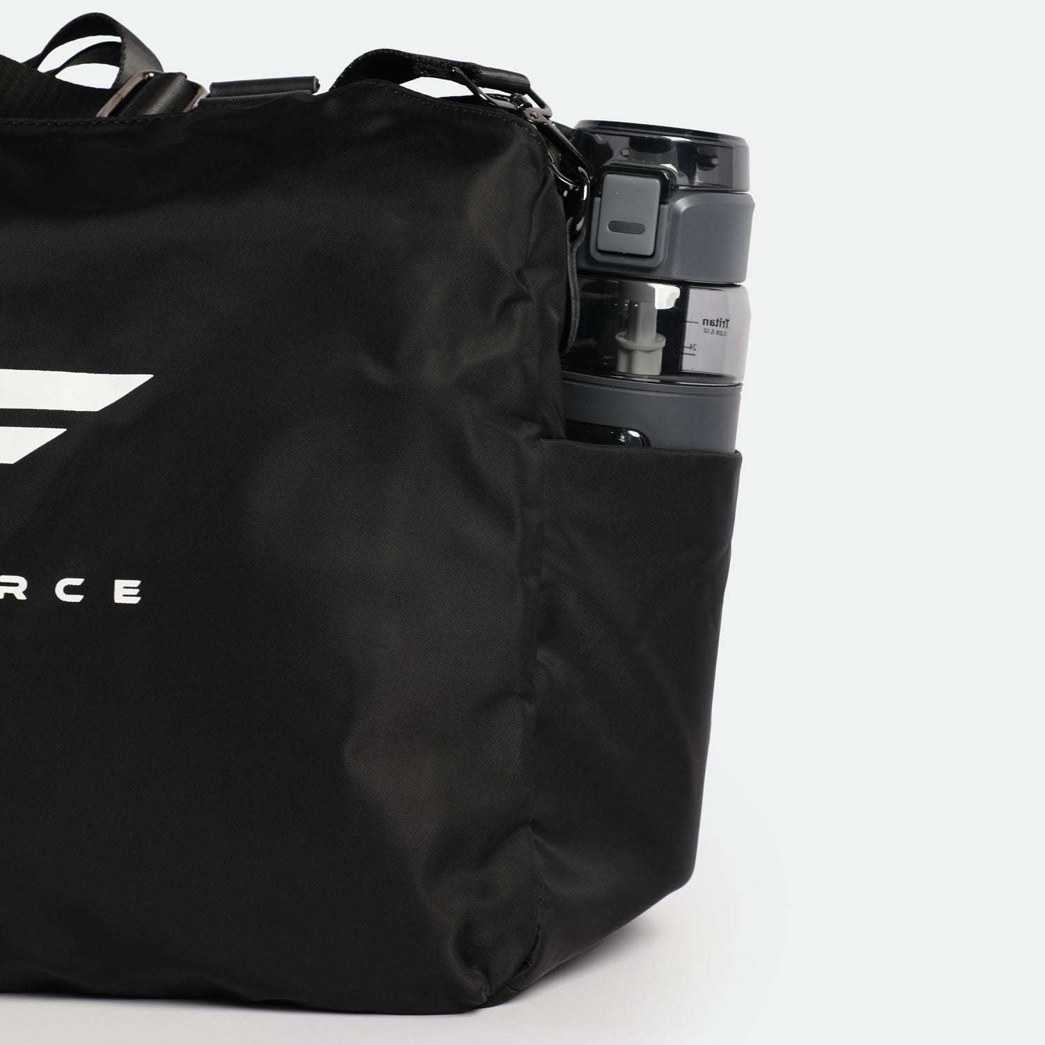THE ESSENTIAL-ESSENCE-BAG (BLACK)