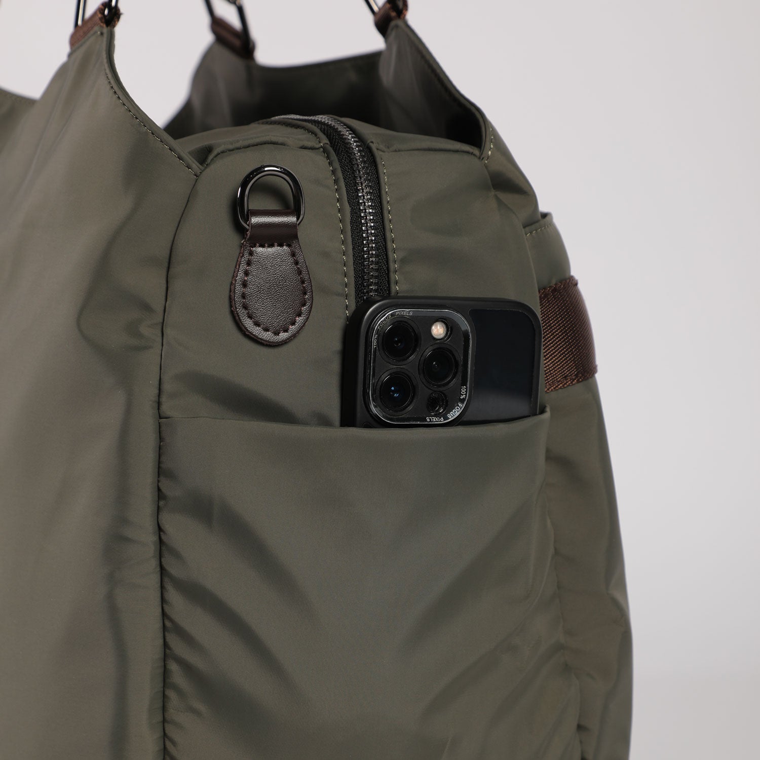 THE ESSENTIAL-ESSENCE-BAG (OLIVE)