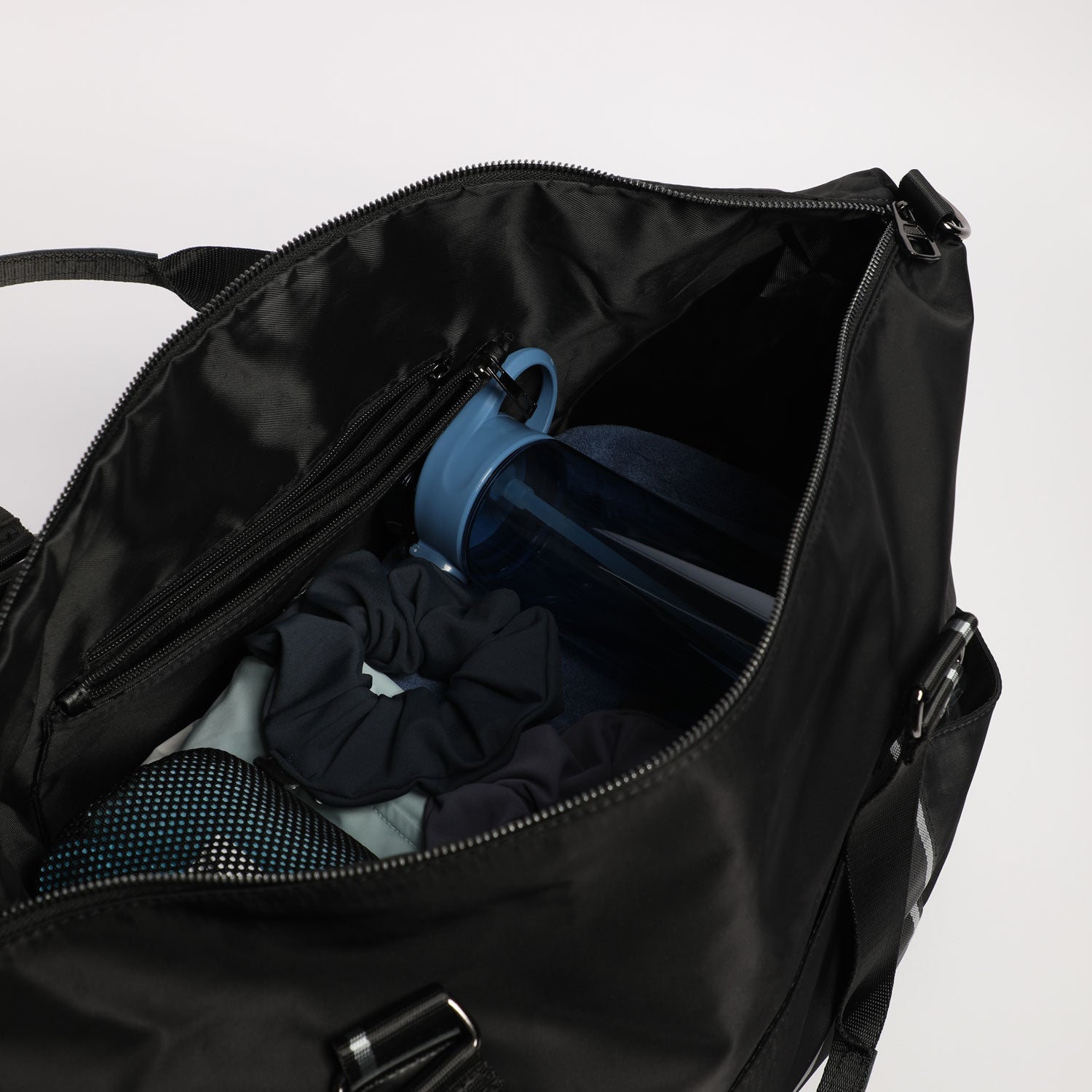 THE ESSENTIAL-FUNCTIONAL-BAG (BLACK)