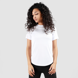 a fit woman wearing t-shirt white  with legging black 