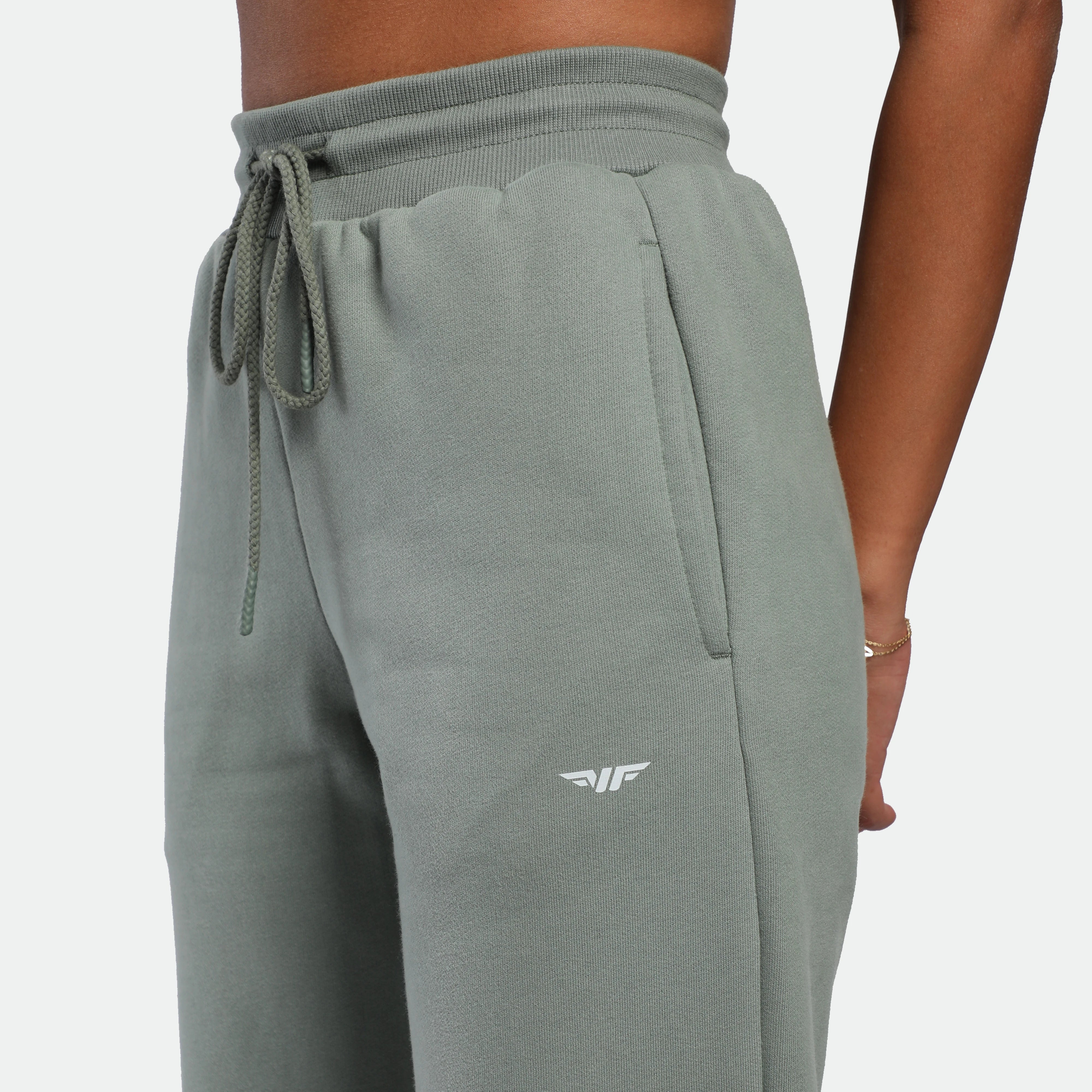 WOMEN-ESSENTIAL-COZY UP-PANTS (CHINOIS-GREEN)