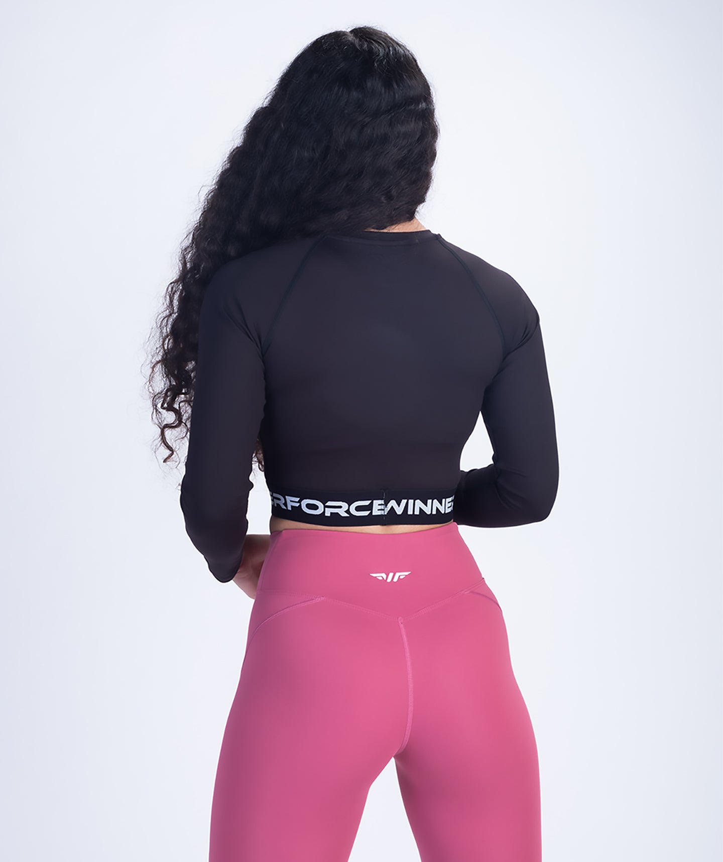 WOMEN OLENNA LONG SLEEVE CROP TOP(BLACK)