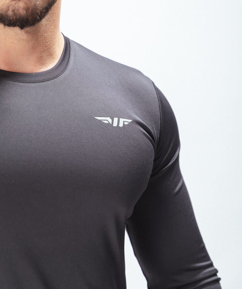 close up view for fit man wearing t-shirt sleeve  with logo 